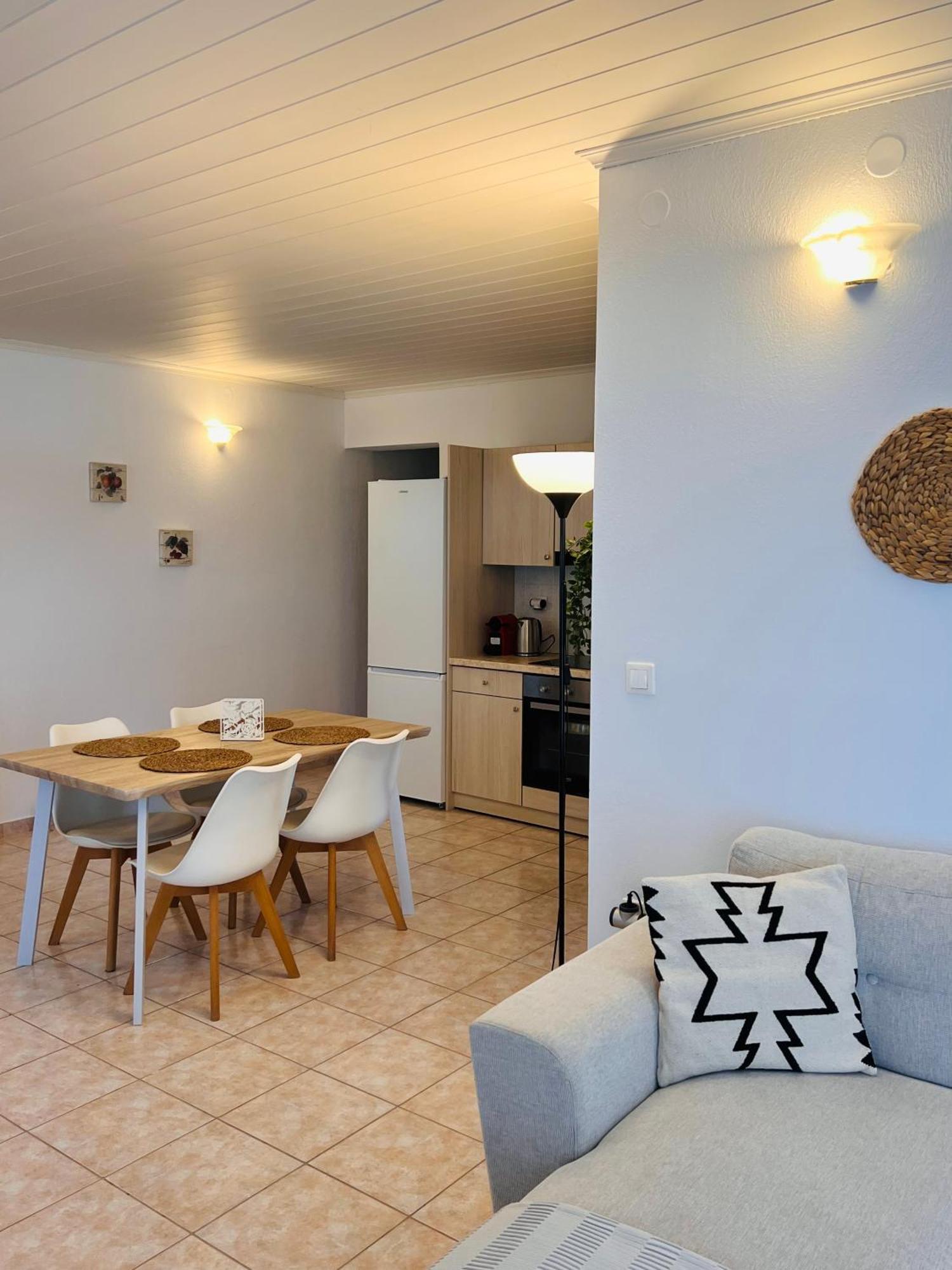 Апартаменты Tramontana House1 Kalivia  Экстерьер фото